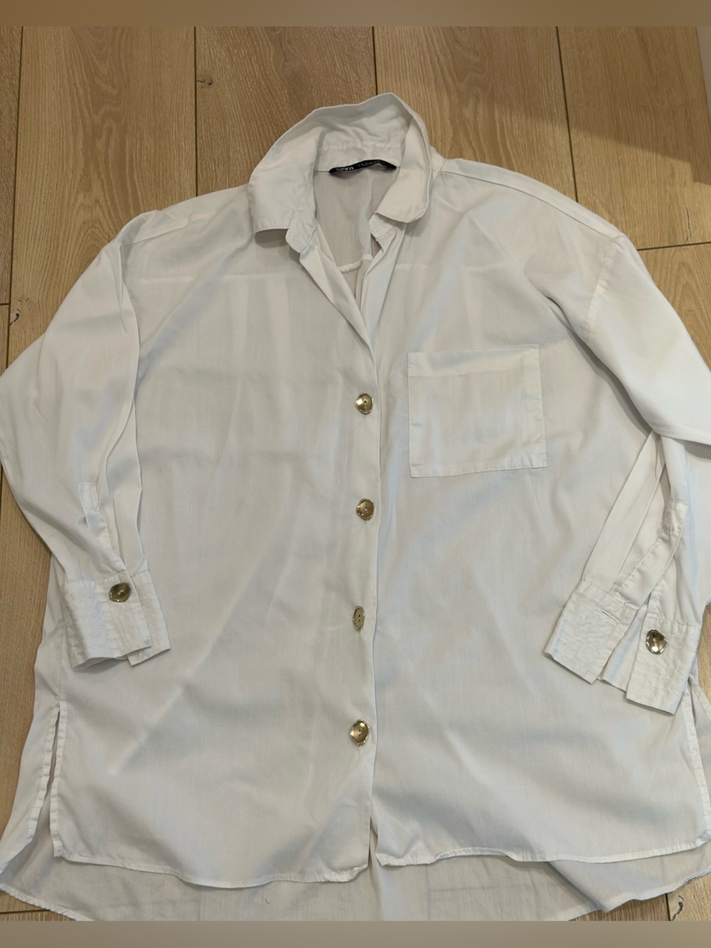 Zara White Oversized Button-Up Shirt Size M